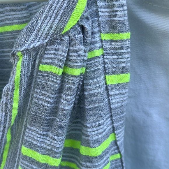 Vince Camuto striped sleeveless top - Picture 13 of 14